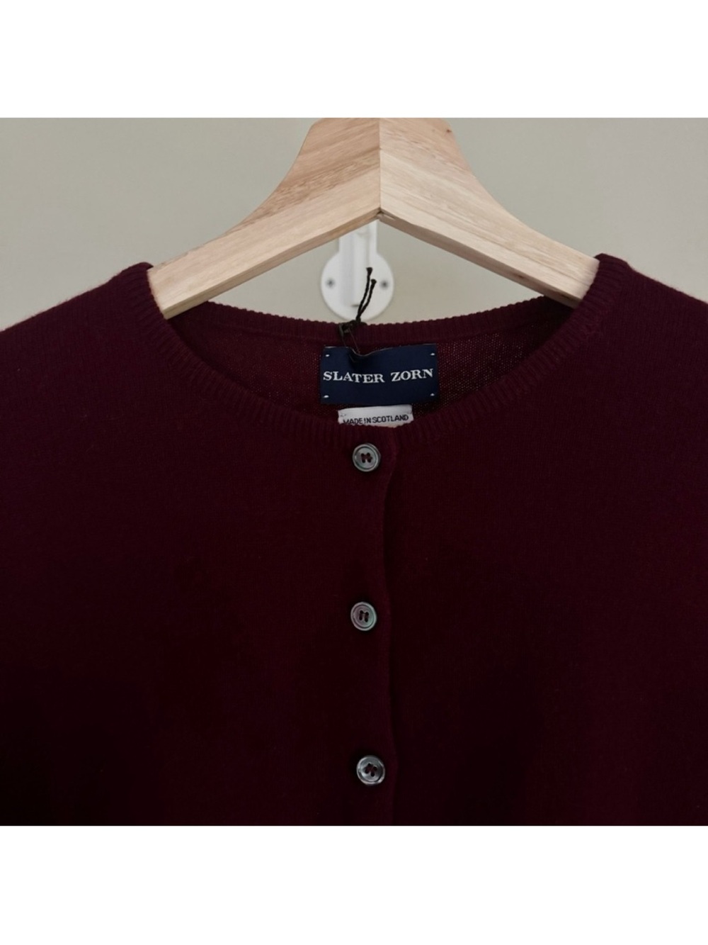 🍷 NWT SLATER ZORN Maroon Cream Patch 100% Cashmere Cardigan Scotland Size M - Picture 7 of 10